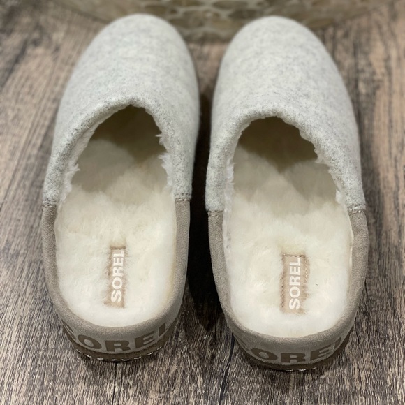 Sorel Women's Nakiska Scuff Slipper Indoor & Outdoor Gray Suede & Felt - Picture 5 of 12